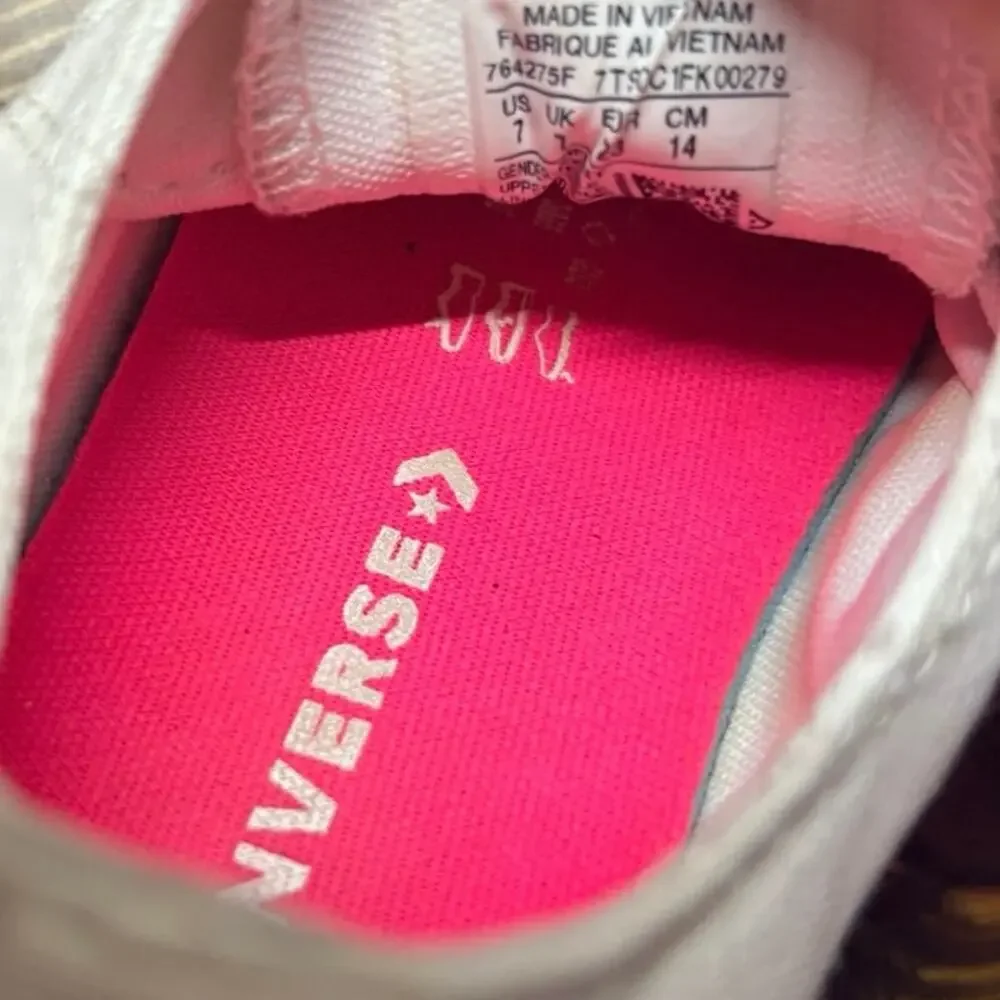 Converse White And Pink Sneakers Girls Size 7